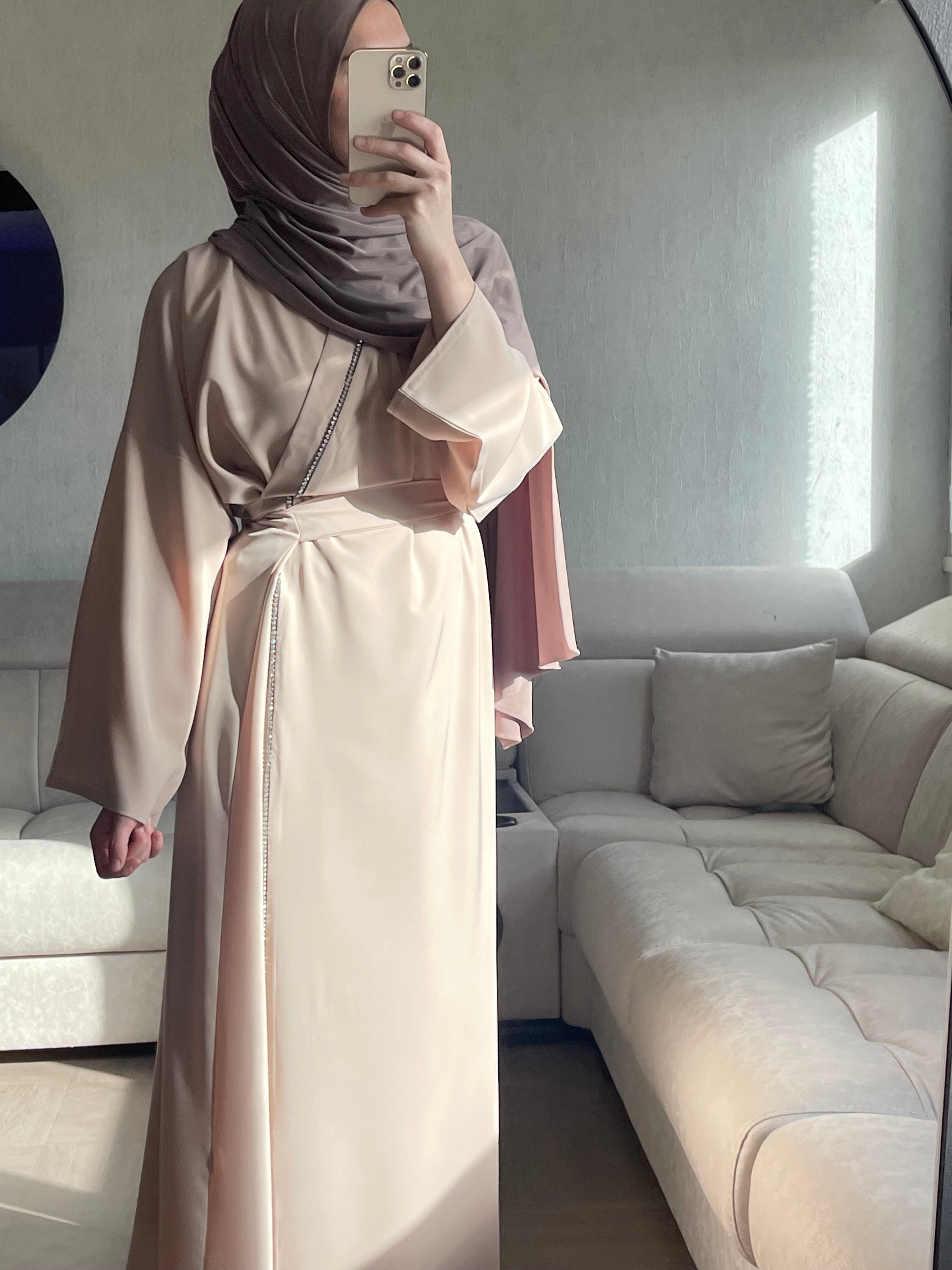 Robe Assia