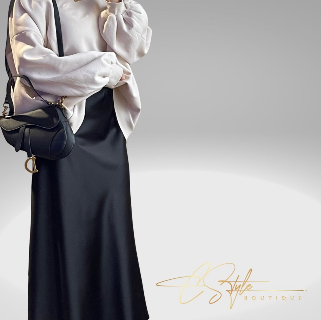 Jupe en satin fluide noir