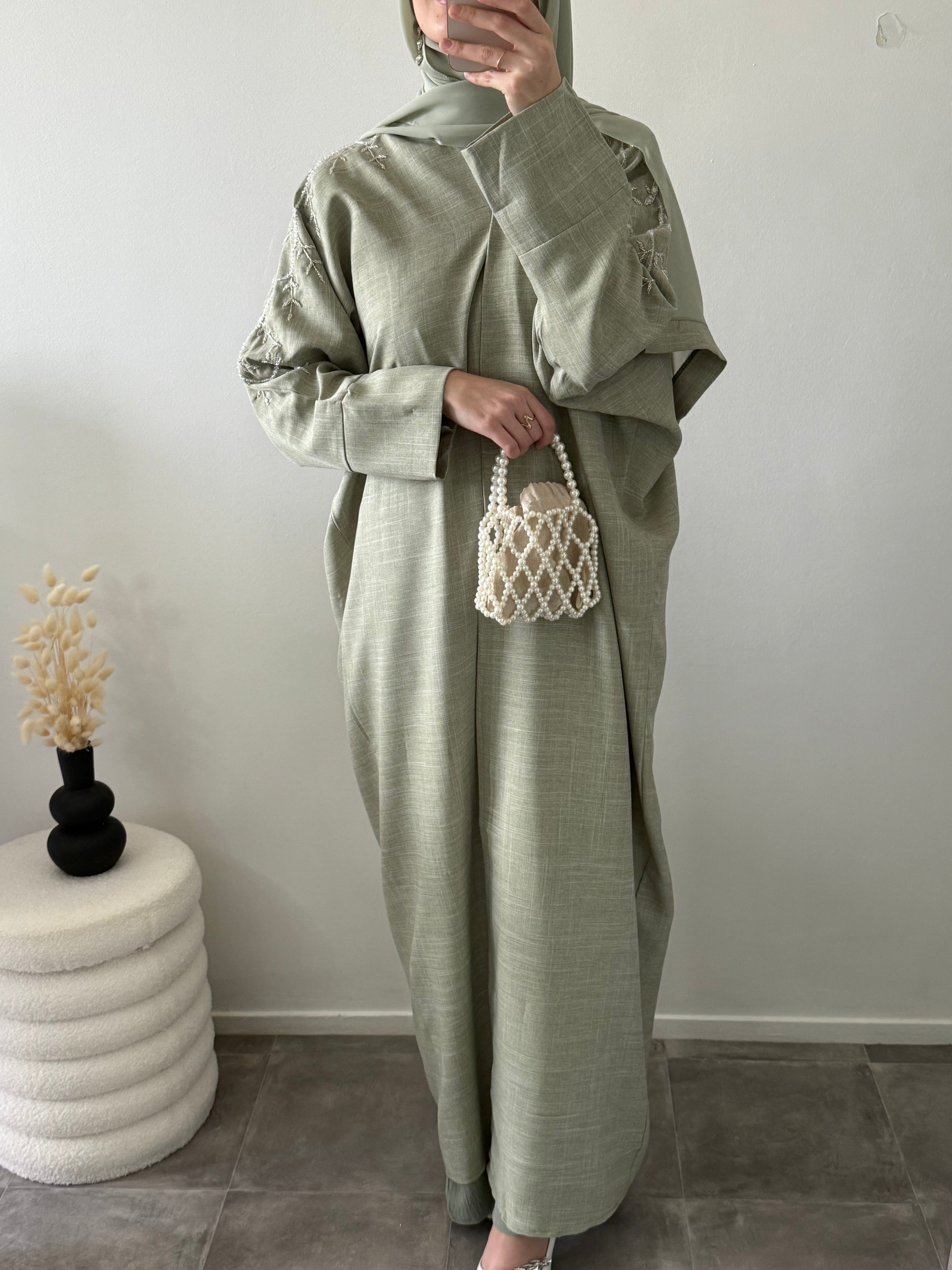 Abaya Amana