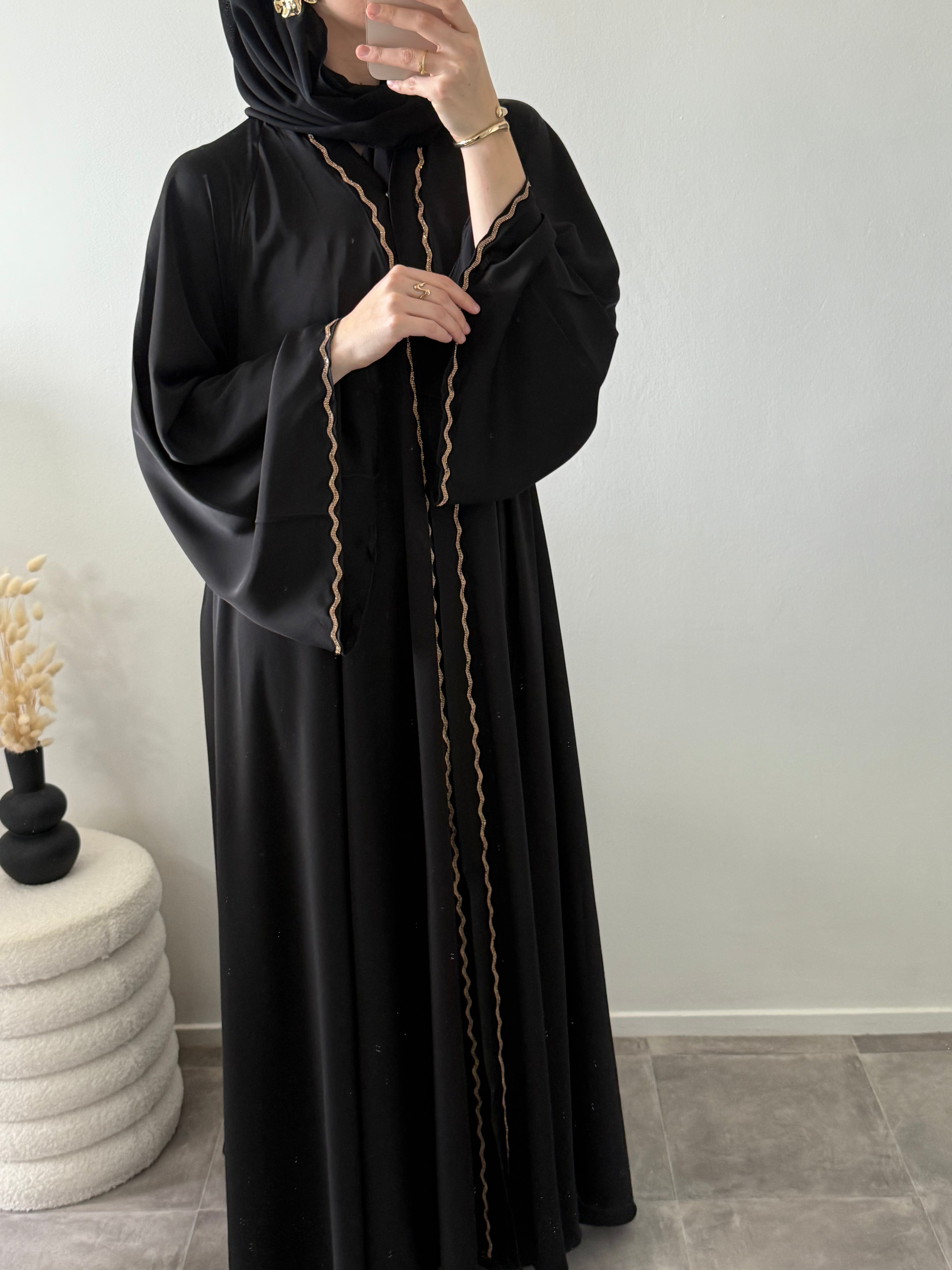 Abaya Emna