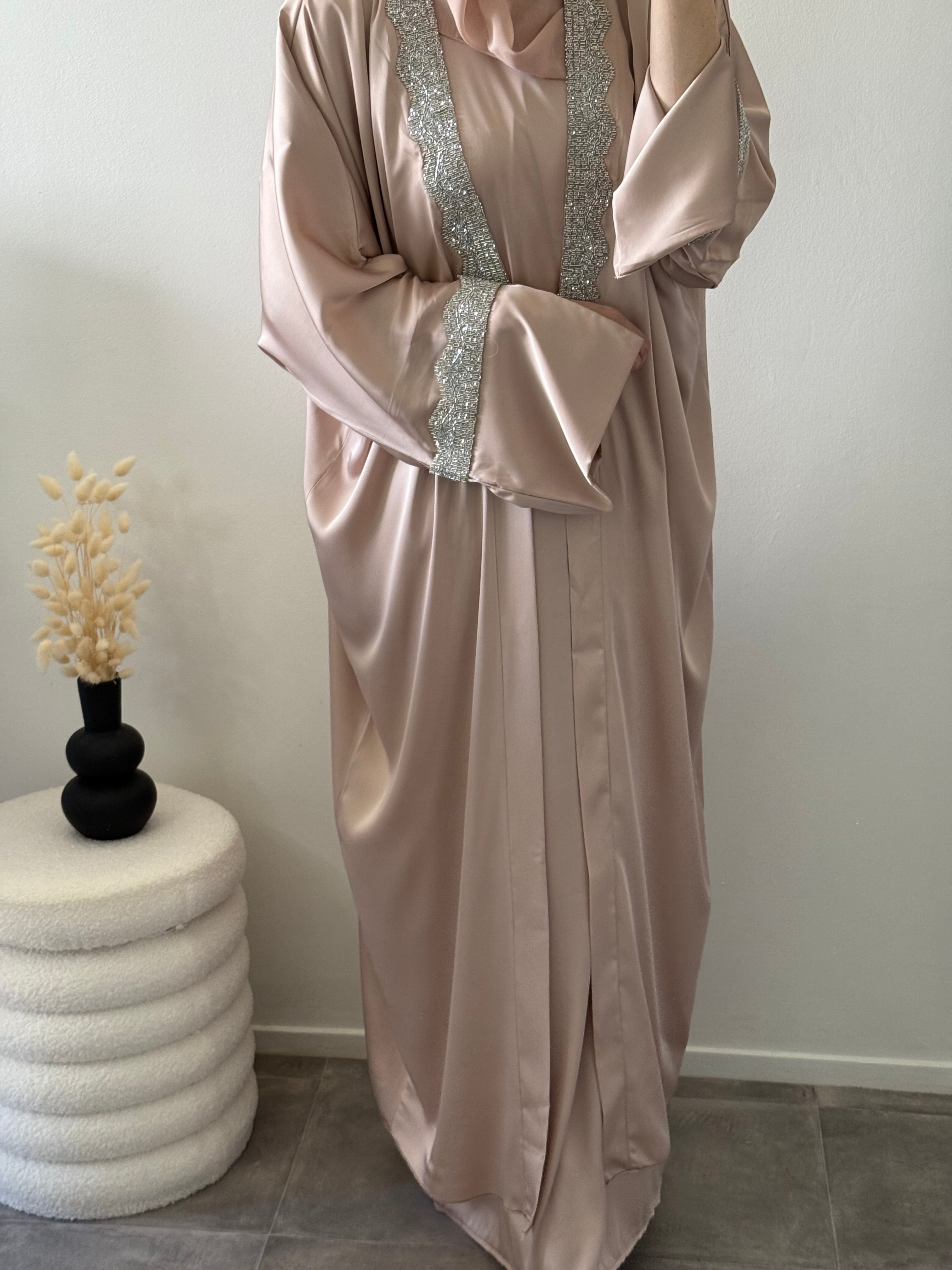 Abaya Hasna